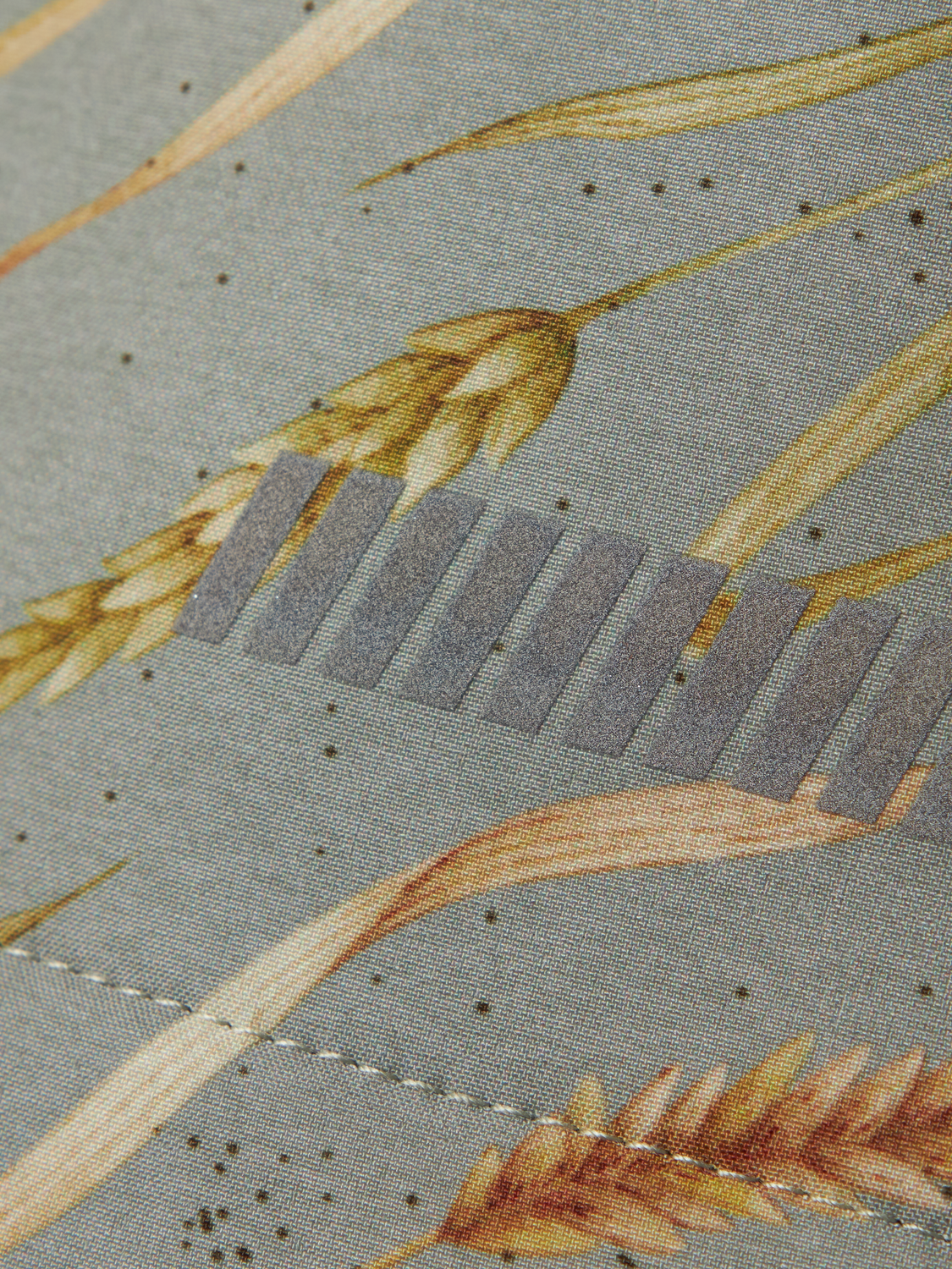 model_shot-detail