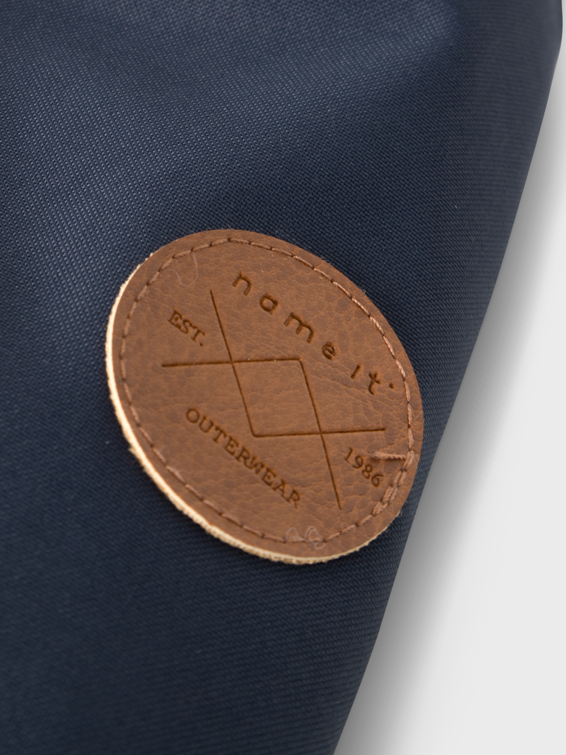 model_shot-detail