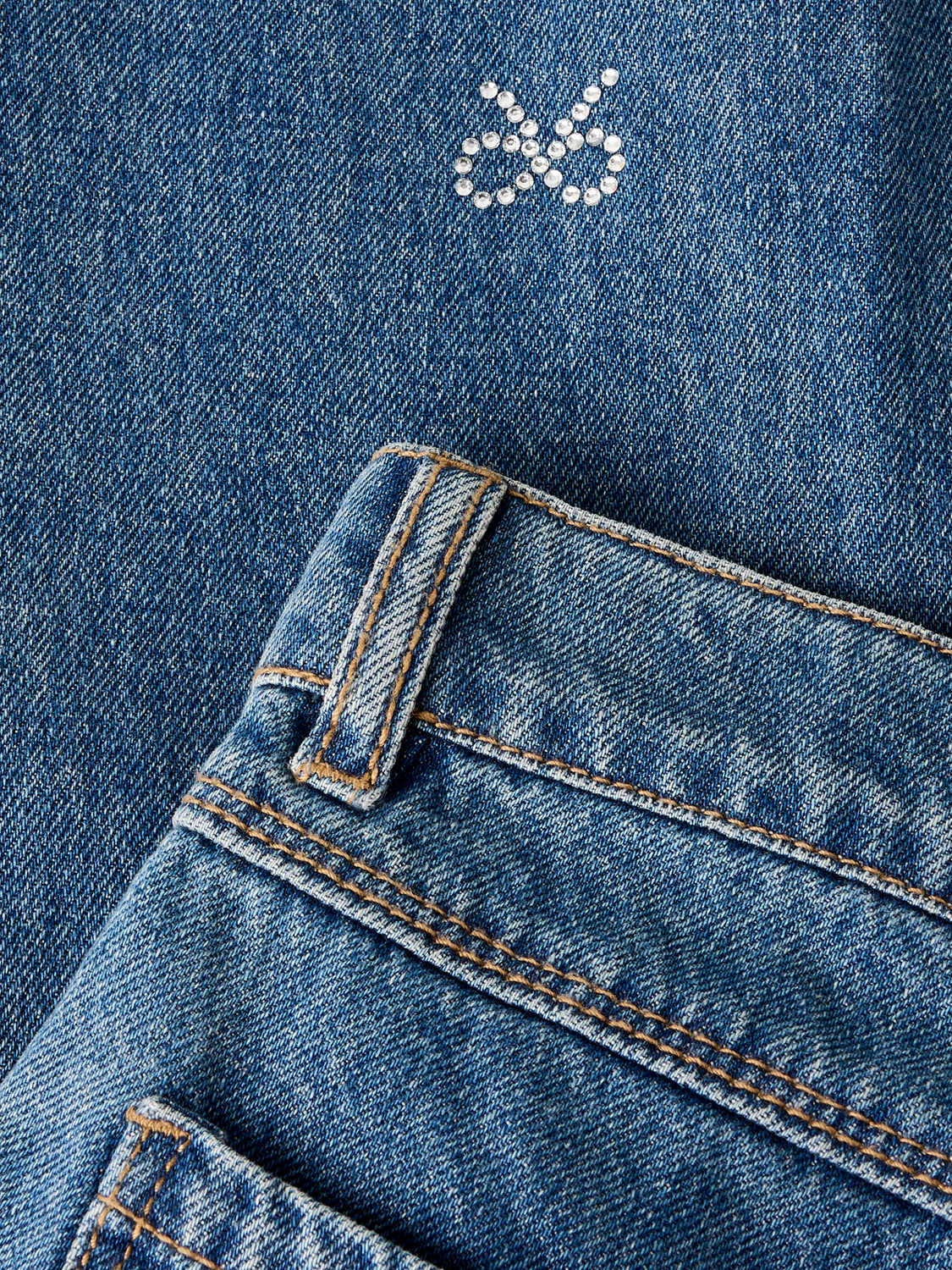 model_shot-detail