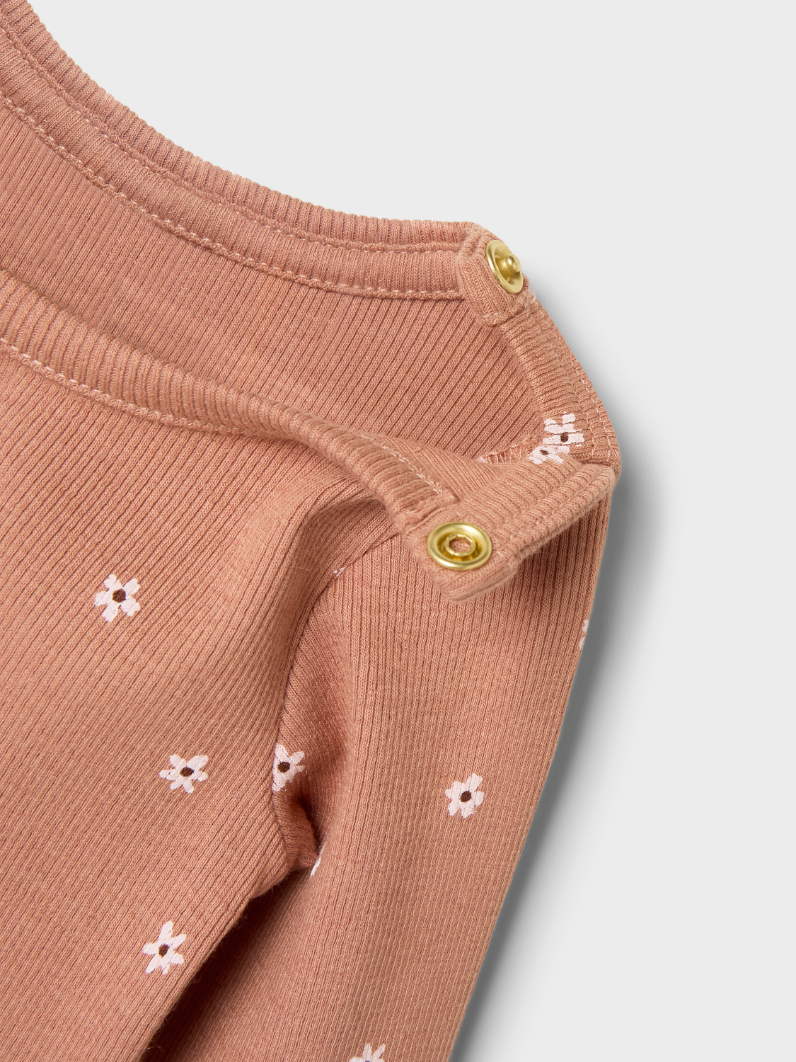model_shot-detail
