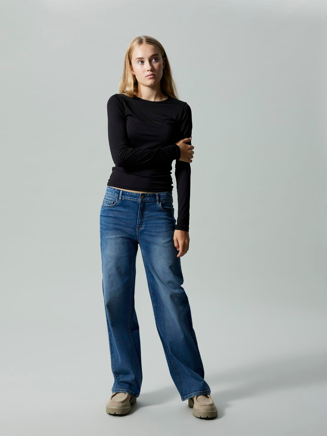 model_shot-detail