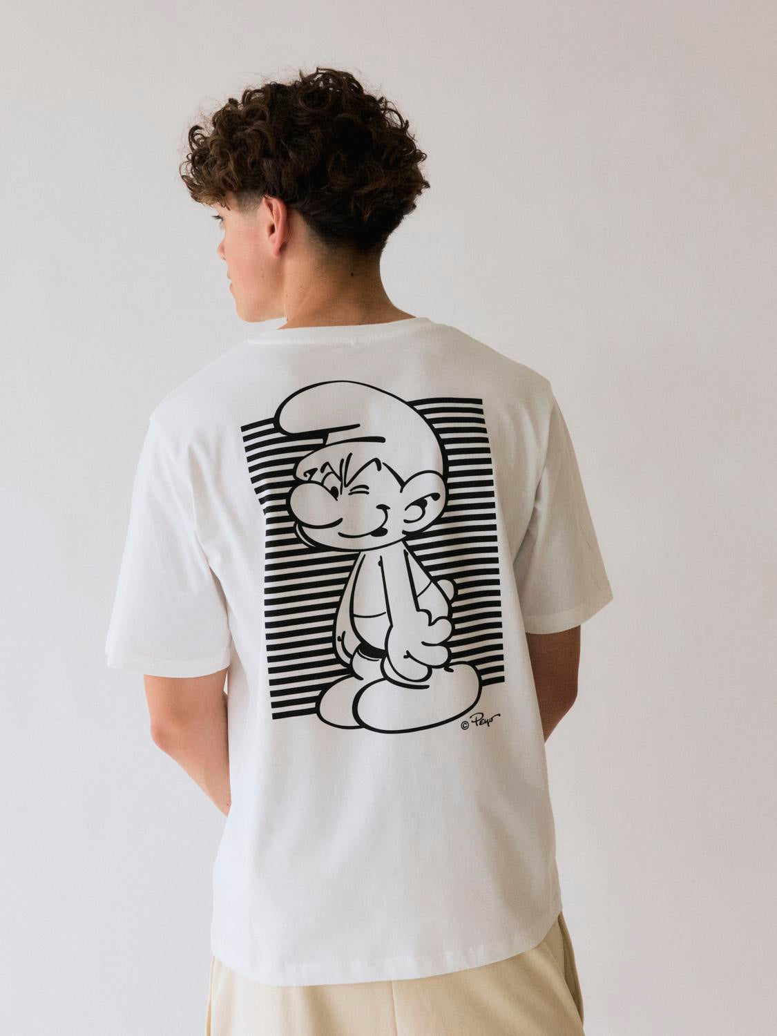model_shot-creative