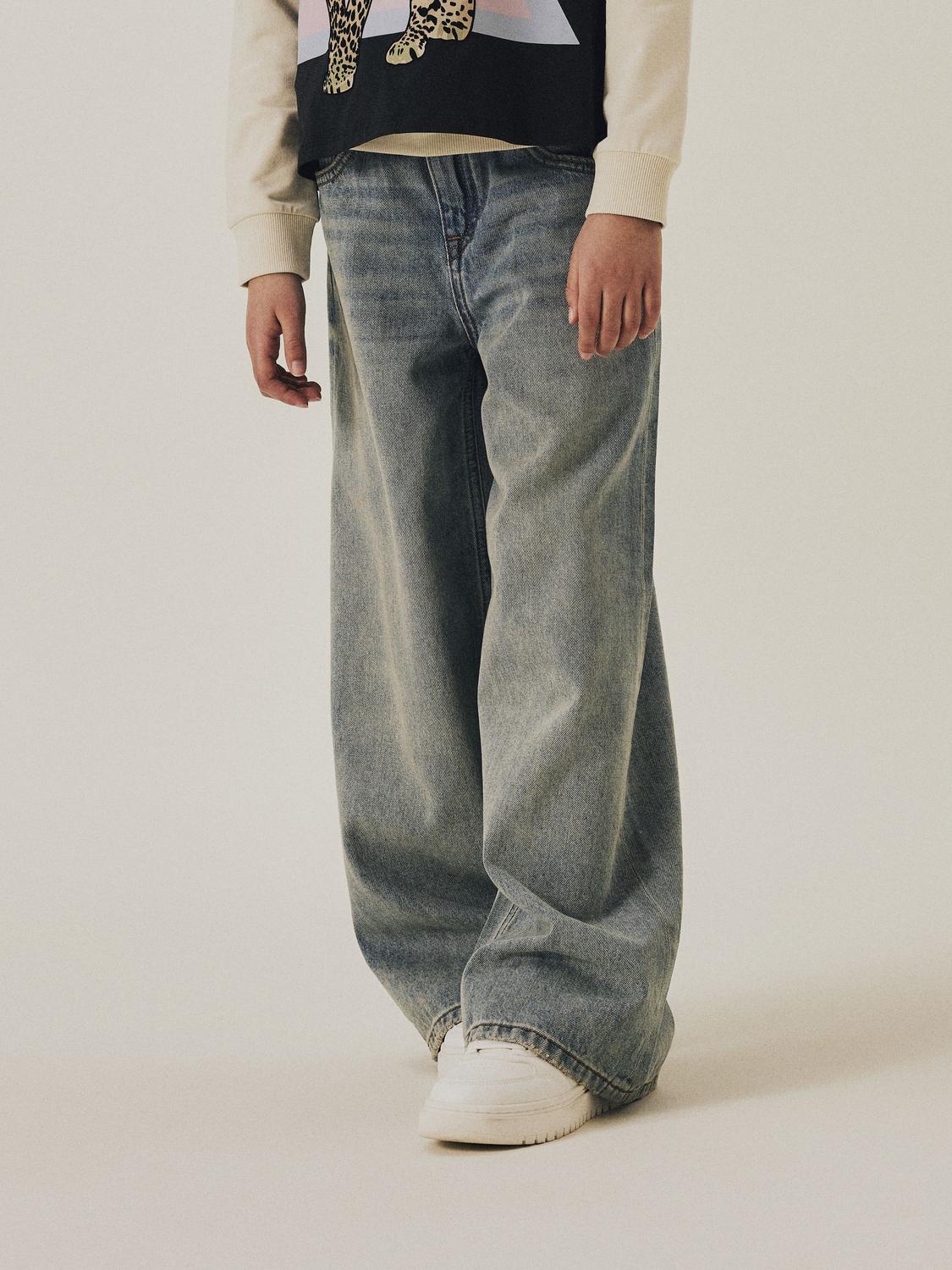 model_shot-detail